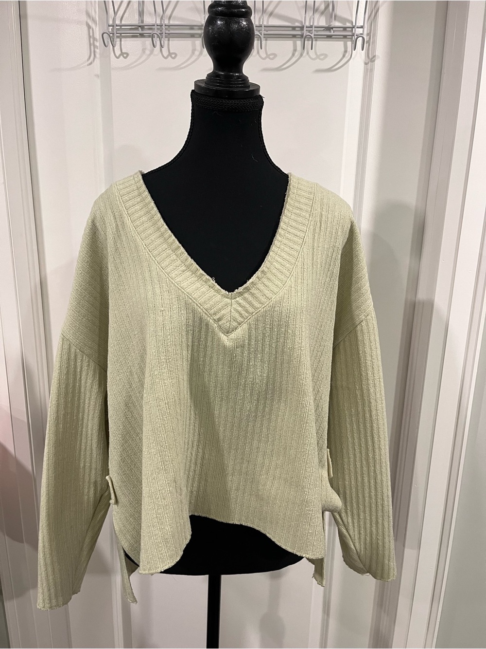 Urban Outfitters Ribbed V-Neck Sweater in Light Sage